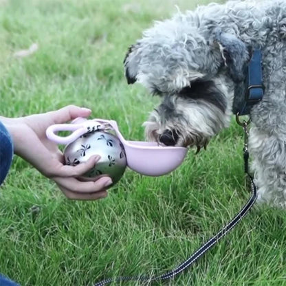 Gourde Nomade™ — Distributeur d'Eau Portable pour Chien